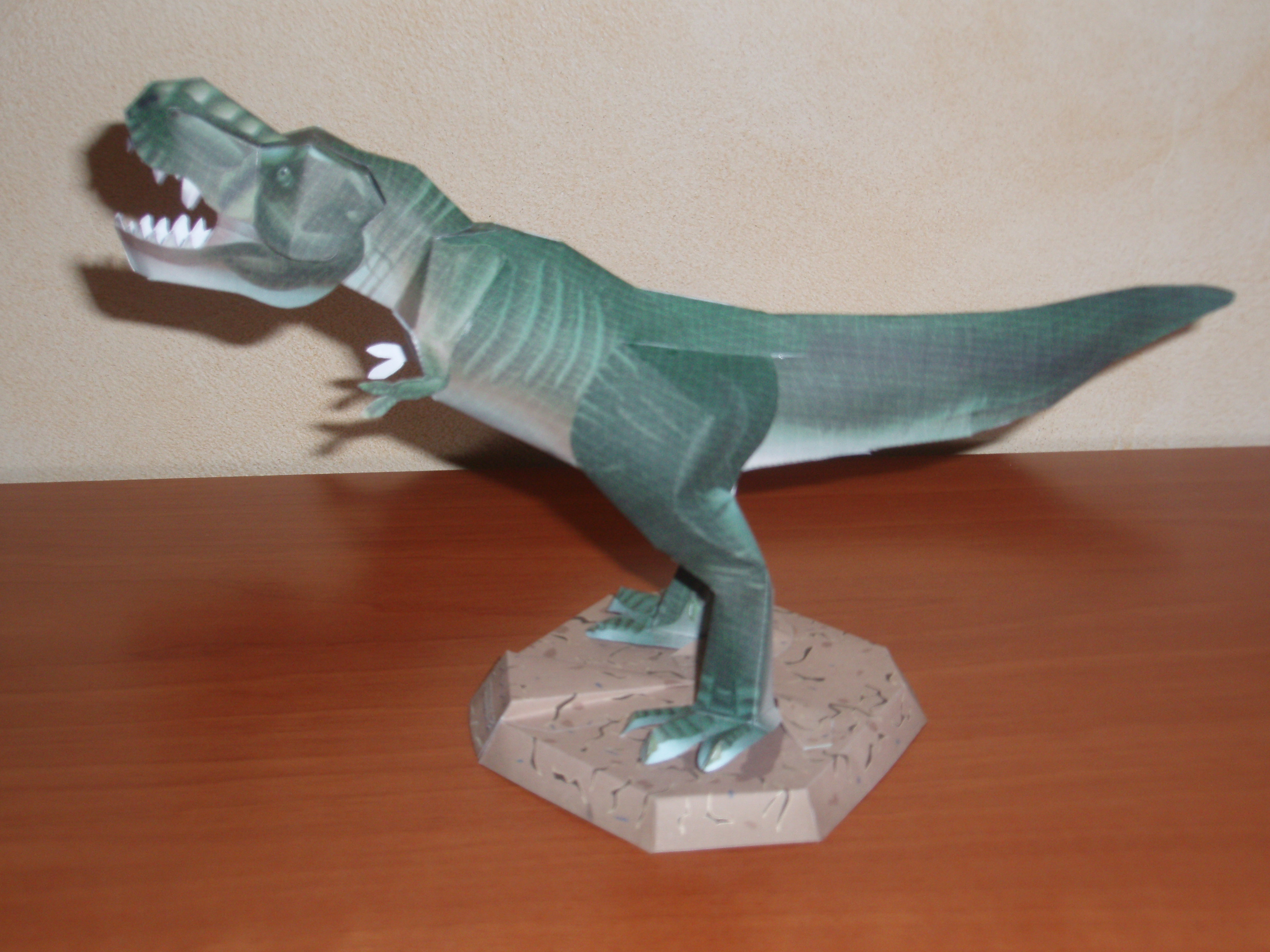 Papercraft - Dinosaurio - Tirannosaurus Rex